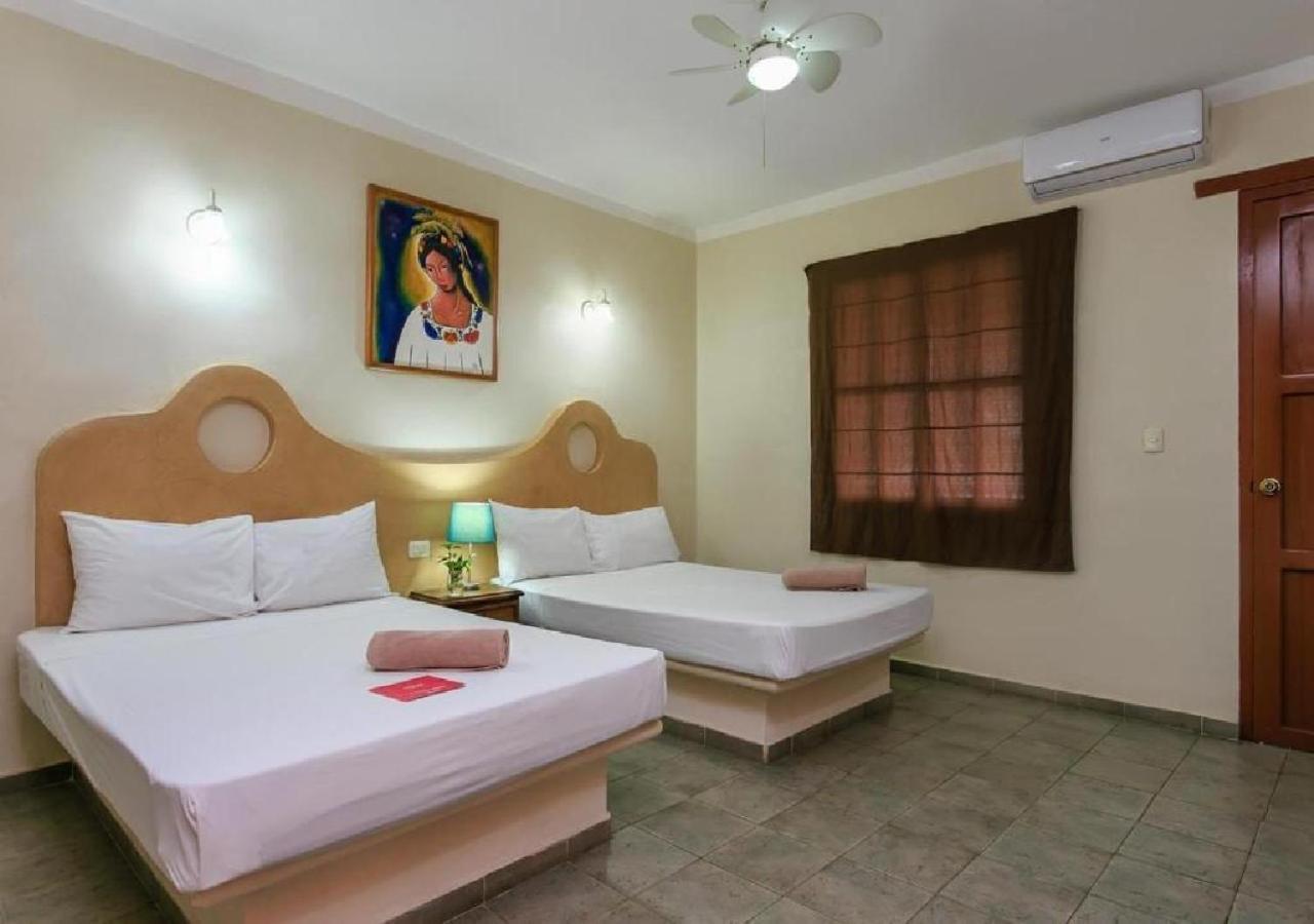 Esduma Iguanas Hotel Плая-дель-Кармен Экстерьер фото