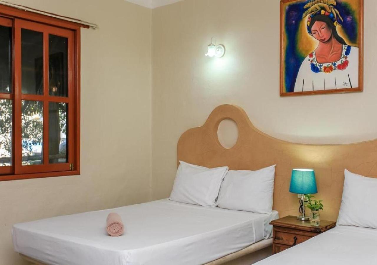 Esduma Iguanas Hotel Плая-дель-Кармен Экстерьер фото